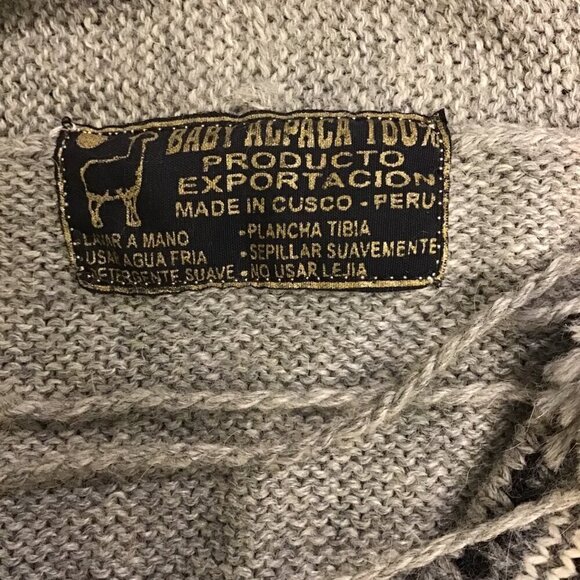 100% Baby Alpaca Sweater Small Women’s Gray Hooded Fringe Long Sleeve - Picture 4 of 6
